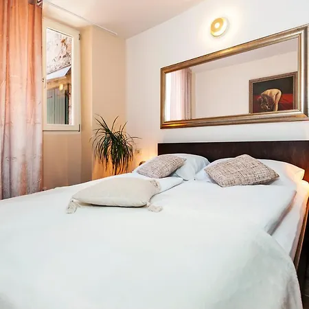 Villa Andreja Rovinj Exterior photo